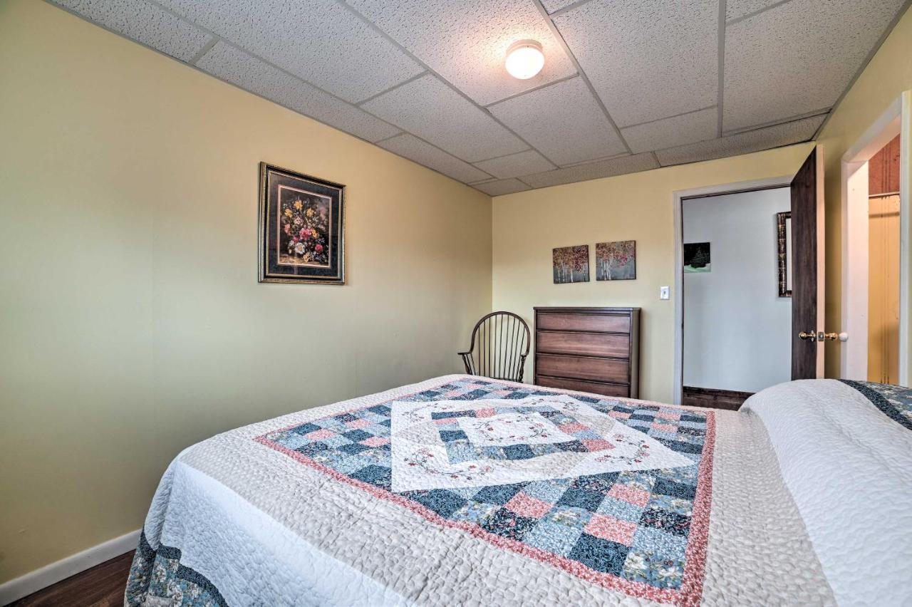 Walkable St Ignace Condo With Lake Huron Views Saint Ignace Buitenkant foto
