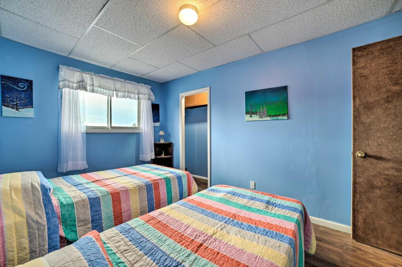 Walkable St Ignace Condo With Lake Huron Views Saint Ignace Buitenkant foto